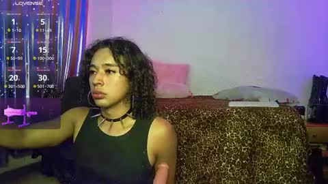 Snapshot of angelsdustxxx chatting on 06-26-26, 06:07 online show from 06-26-26, 06:07