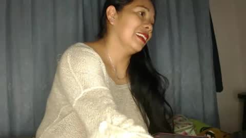 Snapshot of angelsexylatina chatting on 12-08-24, 10:14 rebeca online show from 12-08-24, 10:14