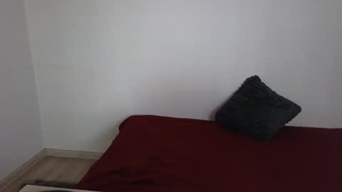 Snapshot of angelslive99 chatting on 01-22-25, 11:45 Giulia online show from 01-22-25, 11:45