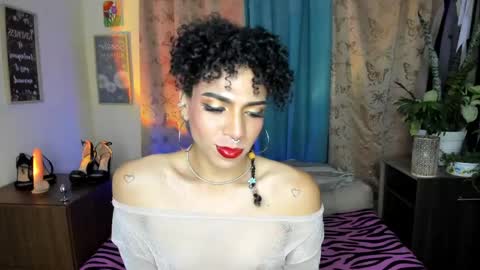 angelwhitte online show from 05-10-26, 01:33