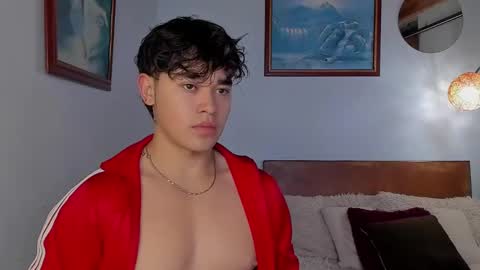 Snapshot of angelx_fox chatting on 02-14-25, 10:28 Angel Fox online show from 02-14-25, 10:28