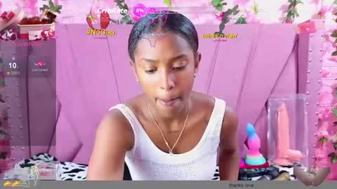 Snapshot of angeyapetite chatting on 11-11-25, 07:03 Anyega online show from 11-11-25, 07:03