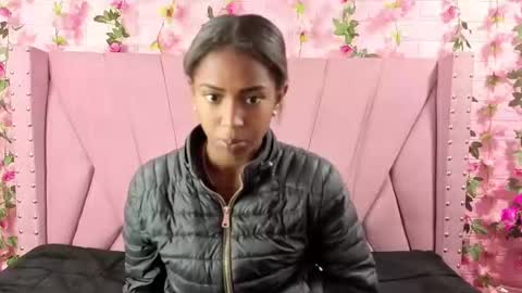 Snapshot of angeyapetite chatting on 02-10-26, 12:53 Anyega online show from 02-10-26, 12:53