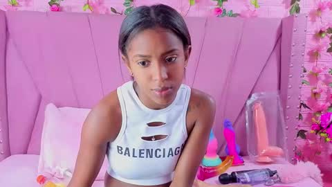 Snapshot of angeyapetite chatting on 02-23-26, 12:46 Anyega online show from 02-23-26, 12:46