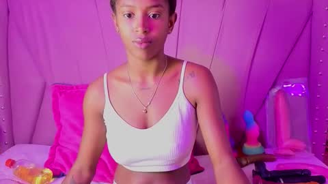 Snapshot of angeyapetite chatting on 03-04-26, 12:44 Anyega online show from 03-04-26, 12:44