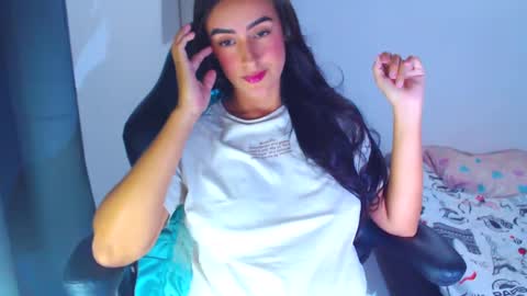 Snapshot of angie_dreamgirl chatting on 12-09-24, 10:30 IG angie dreamgirl01 online show from 12-09-24, 10:30