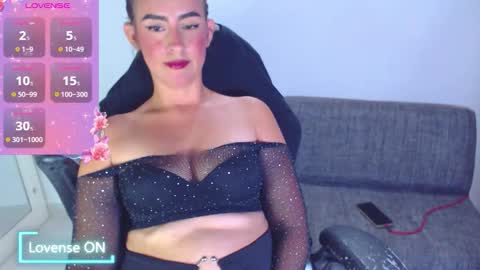 Snapshot of angie_dreamgirl chatting on 10-23-25, 11:57 IG angie dreamgirl01 online show from 10-23-25, 11:57