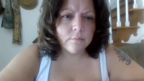 Snapshot of angiebaby78 chatting on 08-04-26, 06:10 SweetAngie online show from 08-04-26, 06:10