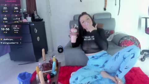 angierot2025 online show from 11-12-25, 01:06