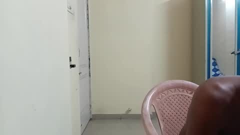 Tutu22 online show from 11-23-25, 03:01