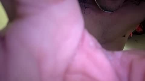 angrychicks83 online show from 04-30-26, 06:20