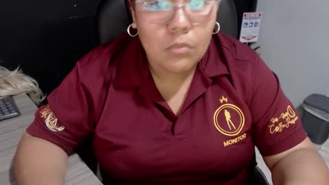 Snapshot of angy_ro12 chatting on 11-07-25, 10:21 angy online show from 11-07-25, 10:21