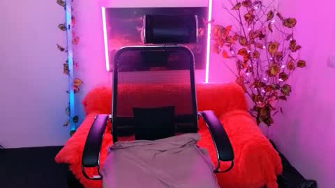 Aniela online show from 10-19-25, 07:53