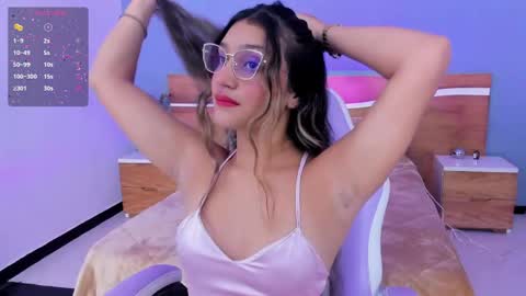 Snapshot of aniie_princess_18 chatting on 06-07-26, 02:16 anni online show from 06-07-26, 02:16