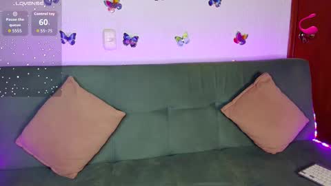 Snapshot of aniiha chatting on 02-18-26, 05:25 Anii online show from 02-18-26, 05:25