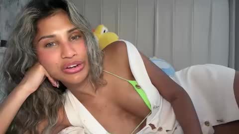 anisha online show from 05-26-26, 10:44