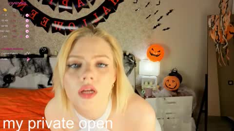 Alice online show from 10-24-25, 02:35