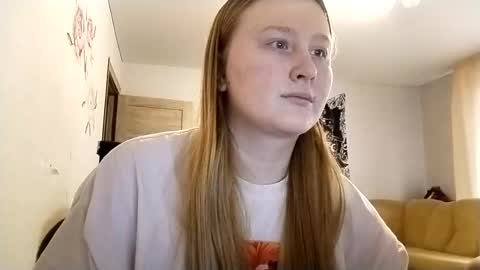 Anika online show from 10-27-25, 01:37