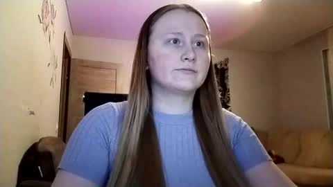 Anika online show from 04-12-26, 01:43