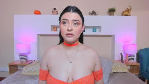 Snapshot of anikaromanof chatting on 12-14-25, 02:55 Anika Romano online show from 12-14-25, 02:55