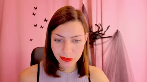 Anni online show from 11-25-25, 04:07