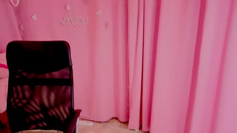 Anni online show from 04-29-26, 05:30