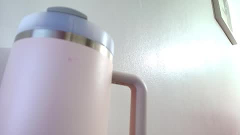 ana independent model online show from 11-22-25, 09:52