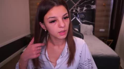 Snapshot of anitabambie chatting on 10-10-25, 07:29 Anita online show from 10-10-25, 07:29