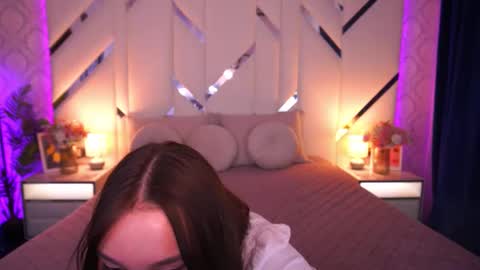 Snapshot of anitabelly chatting on 03-27-26, 02:06 Daniela online show from 03-27-26, 02:06