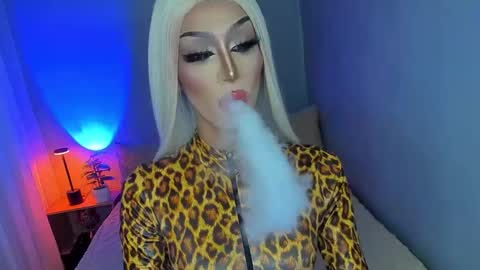 Miss Ann online show from 10-07-25, 03:25