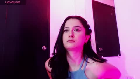Snapshot of anitafox_ chatting on 06-15-26, 10:12 Anitafoxx online show from 06-15-26, 10:12