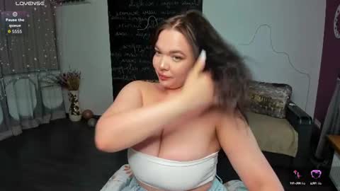Snapshot of anitamays chatting on 06-18-26, 11:36 Anita online show from 06-18-26, 11:36