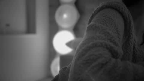 Snapshot of anje_forsexytime chatting on 10-16-25, 04:19 Anje online show from 10-16-25, 04:19