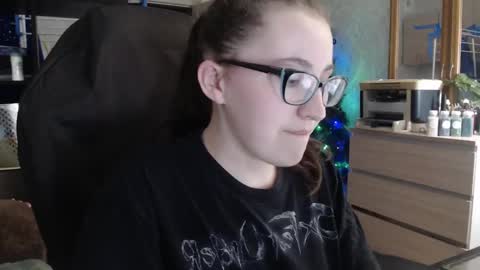 Snapshot of ankey_rayah chatting on 01-10-25, 11:33 Nameless online show from 01-10-25, 11:33