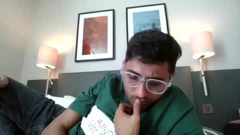 Snapshot of ankur1722 chatting on 08-08-26, 12:51 Slave looking for Mistress online show from 08-08-26, 12:51