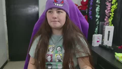 Snapshot of ann_cohen chatting on 05-11-26, 04:04 Only fans online show from 05-11-26, 04:04