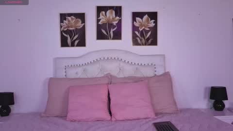 Snapshot of ann_gagner chatting on 10-21-25, 11:00 Ana  online show from 10-21-25, 11:00