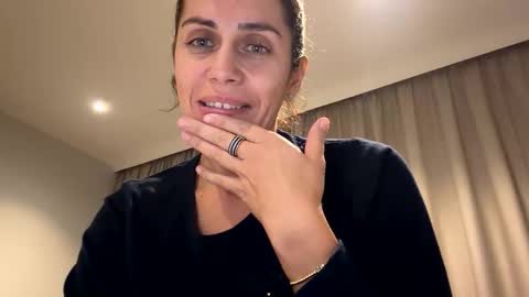 Anna online show from 11-05-25, 08:20