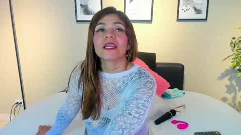 Anna  online show from 04-30-26, 12:22