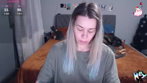 Snapshot of anna_ana chatting on 01-08-25, 10:15 Anadirectgirl online show from 01-08-25, 10:15