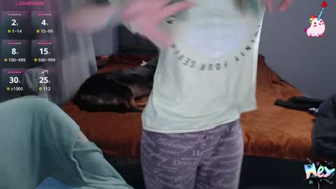 Snapshot of anna_ana chatting on 01-19-25, 05:39 Anadirectgirl online show from 01-19-25, 05:39