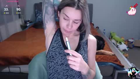 Snapshot of anna_ana chatting on 12-22-25, 06:27 Anadirectgirl online show from 12-22-25, 06:27