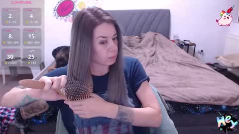 Snapshot of anna_ana chatting on 03-16-26, 04:11 Anadirectgirl online show from 03-16-26, 04:11