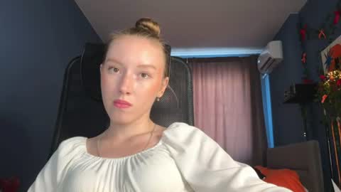 Anna online show from 06-15-26, 03:25