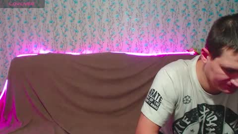 AnnaJake online show from 11-17-25, 09:48