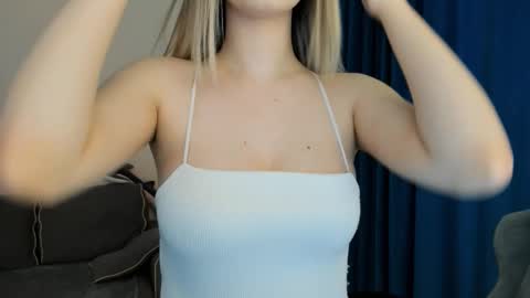 Snapshot of anna_miuu chatting on 02-10-26, 04:16 anna miuu online show from 02-10-26, 04:16