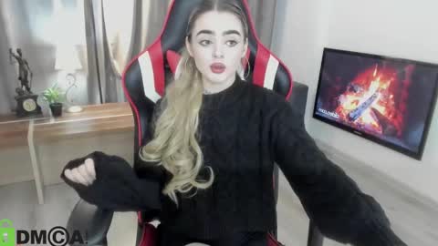 Snapshot of anna_nickol chatting on 12-12-24, 06:10 Anna online show from 12-12-24, 06:10