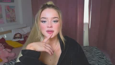 Anna online show from 03-09-26, 08:07