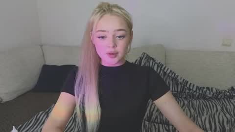 Anna online show from 03-19-26, 03:38