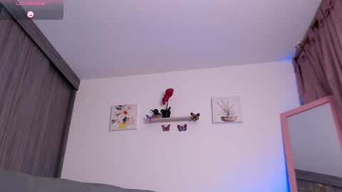 Snapshot of anna_ross_ chatting on 03-07-25, 04:44 Anna independent model online show from 03-07-25, 04:44